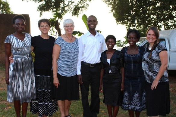 How do you know we all have a little bit of a 'junior high girl' inside of us? We take matchy-matchy pictures when we realize so many of us are coordinating.